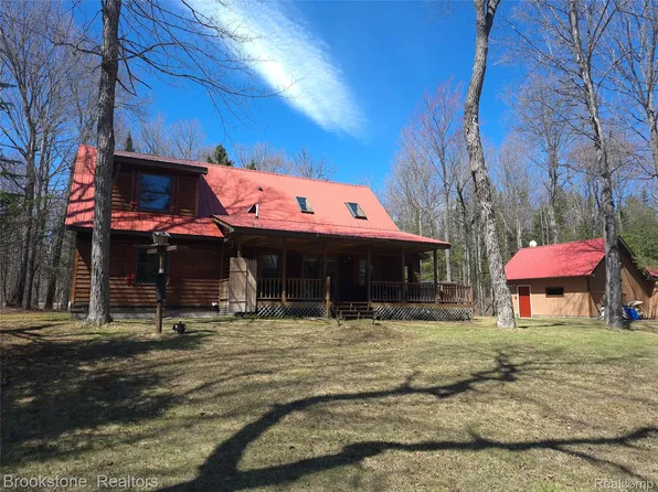 15181 Townline Rd, Lanse, MI 49946