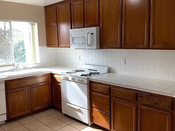 4th image of 6916 Agnes Ave APT 2