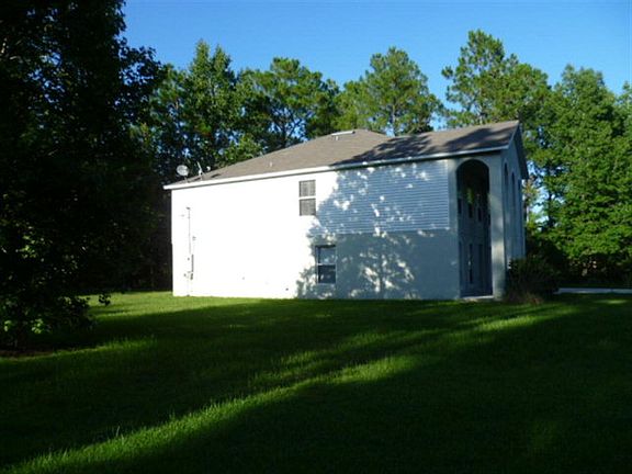 5th image of 21 Riverina Dr