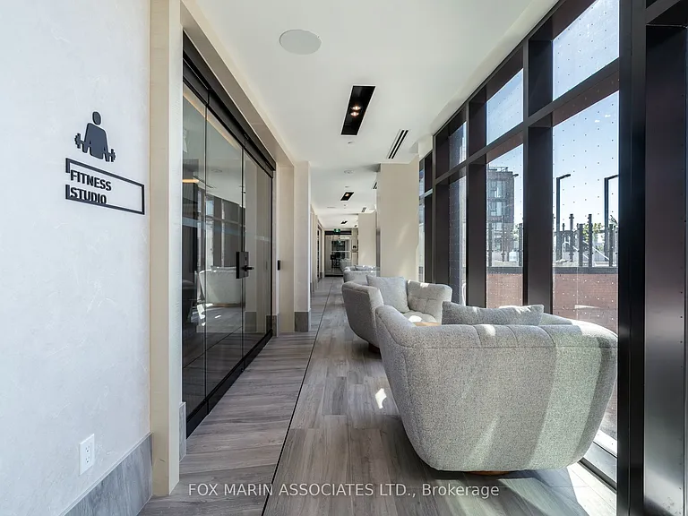 858 Dupont St #806 — Photo 24
