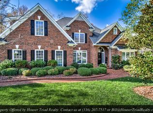 404 Pebble Ridge Ct, Greensboro, NC 27455