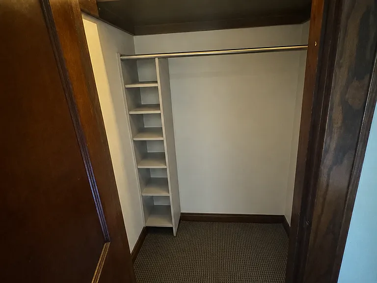 1017 Vine St — Photo 10
