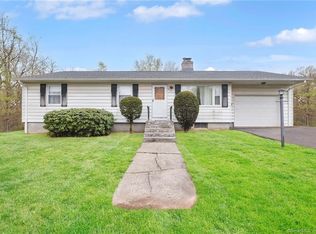 4 Edward Ave, Enfield, CT 06082