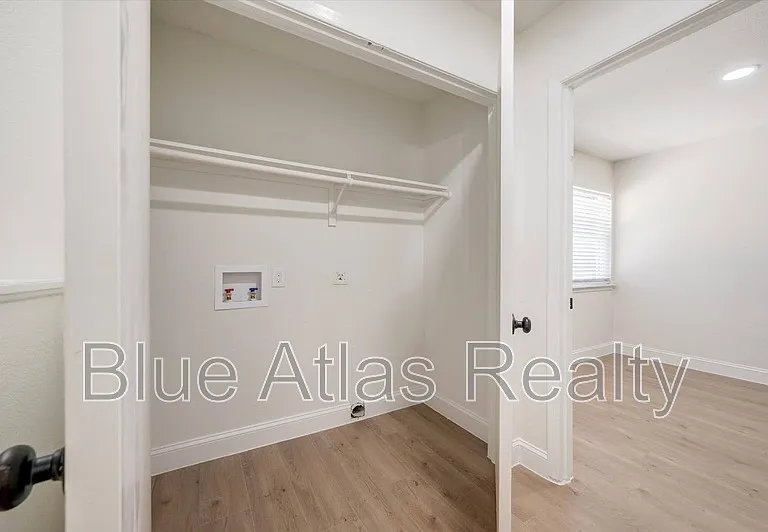 805 W Chambers St #B — Photo 8