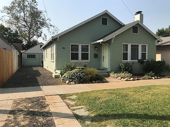 3rd image of 814 11th St