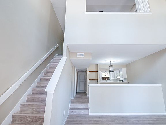3rd image of 3843 Barrington #134H