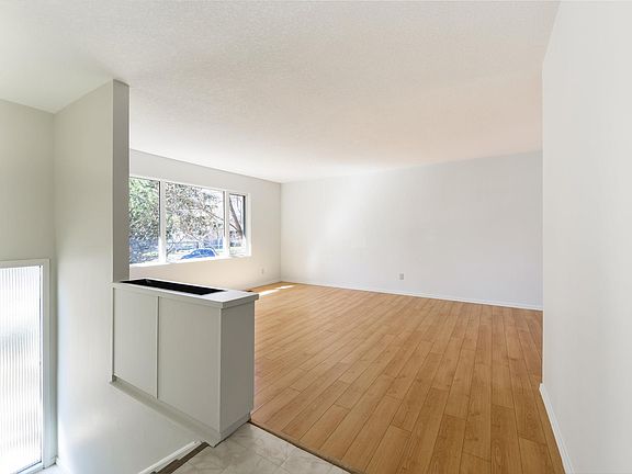 4th image of 15 Dorchester Rd