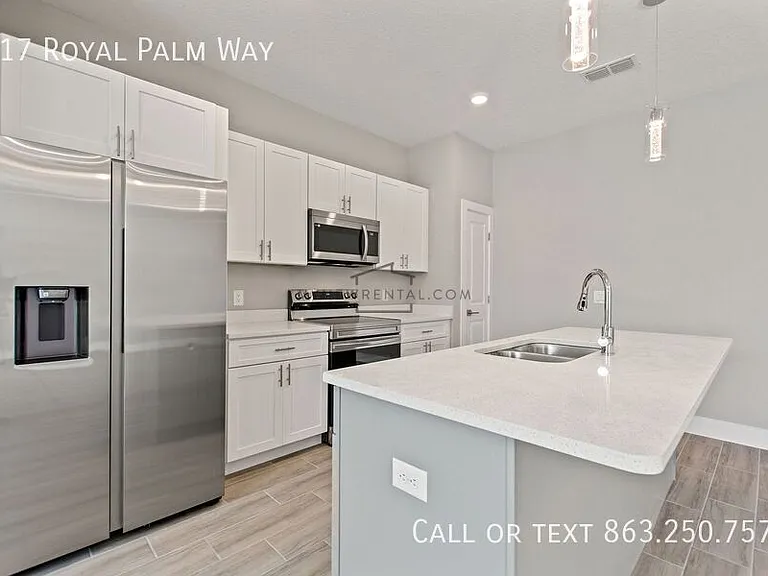 317 Royal Palm Way — Photo 17