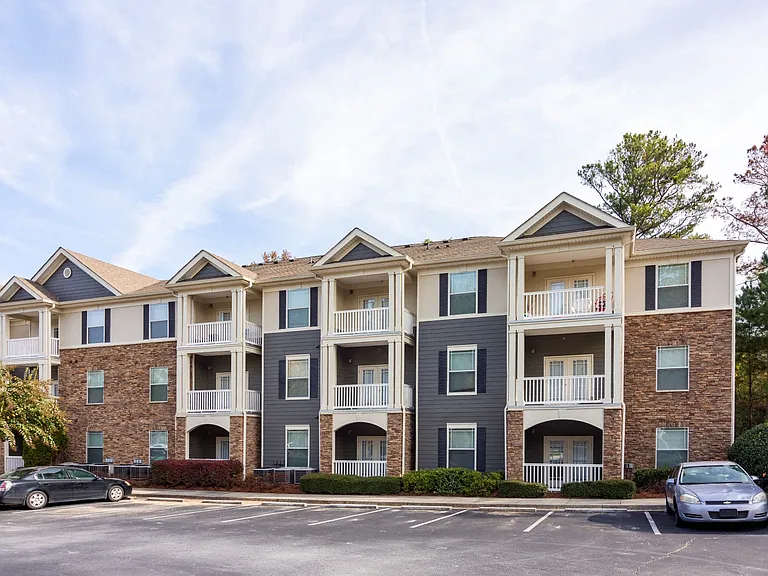 Seven Springs Apartments — Photo 56