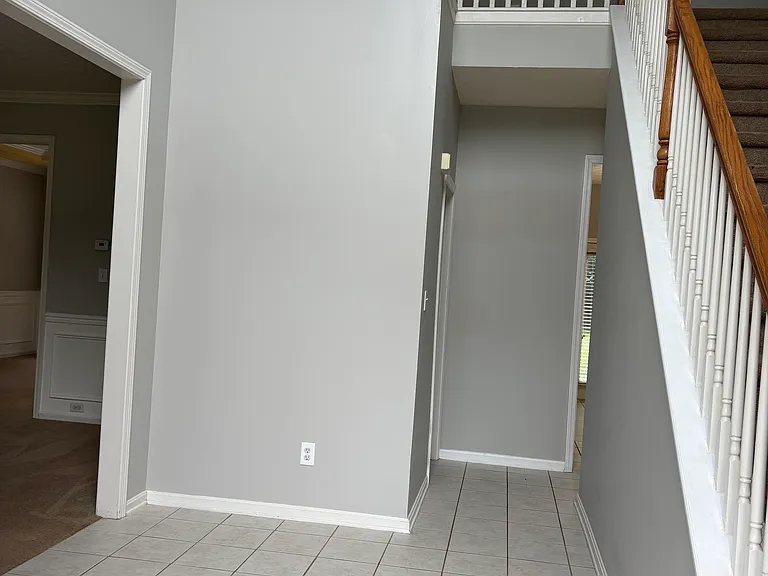 9406 Harlow Ct — Photo 4
