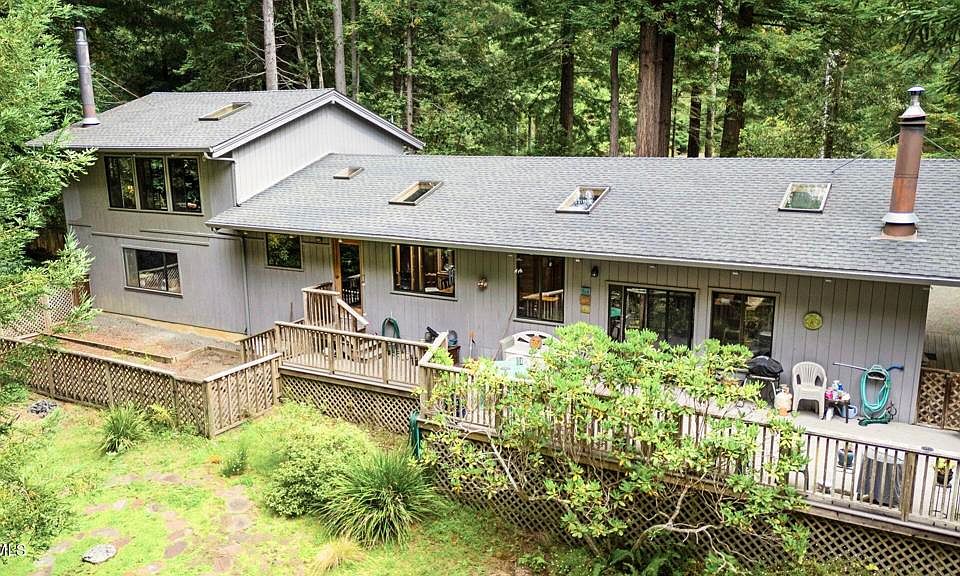 1st image of 17560 Redwood Springs Dr