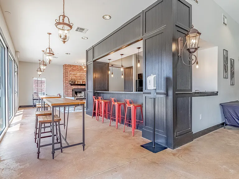 2909 Oliver — Photo 13