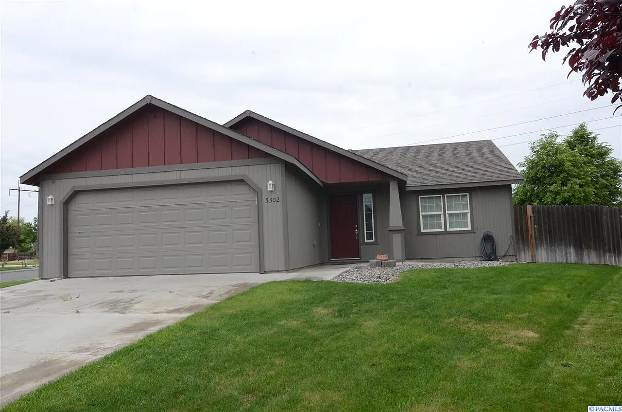 5302 Spirea Dr photo 1