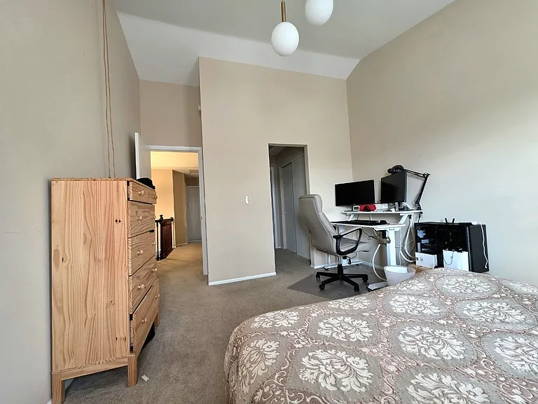 1914 Quaker Hollow Ln — Photo 15