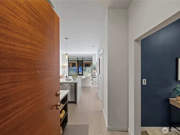 1760 NW 56th Street #122, Seattle, WA 98107