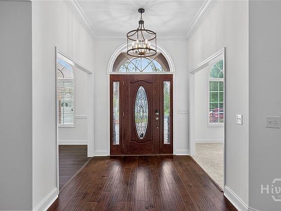 4th image of 141 Enclave Boulevard