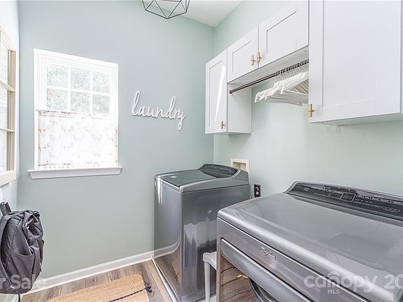 5th image of 6120 Gatesville Ln