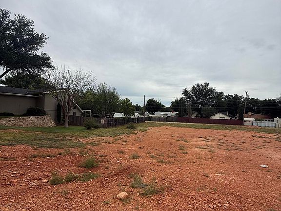3rd image of 3507 Clark Dr #6