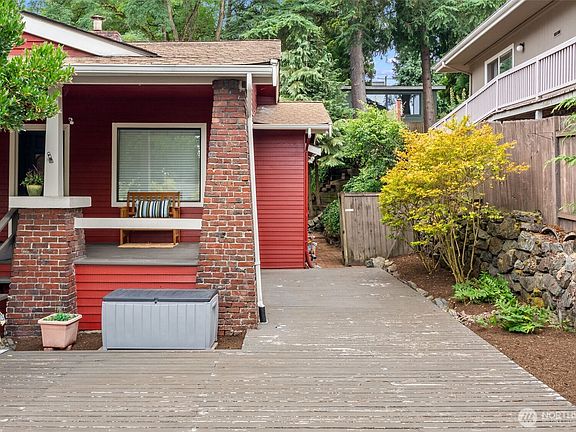 3rd image of 4259 SW Othello Street