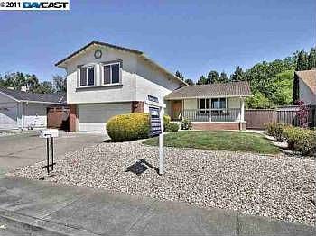 1st image of 32217 Chechester Dr