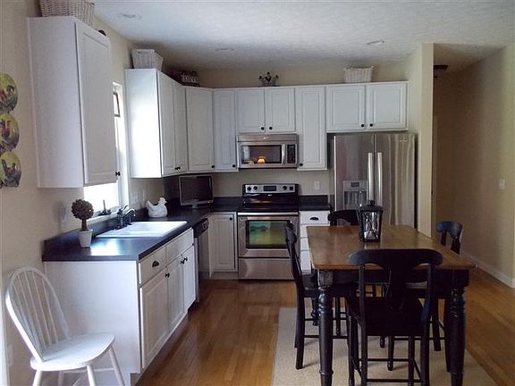5th image of 1740 Goldenrod Ct