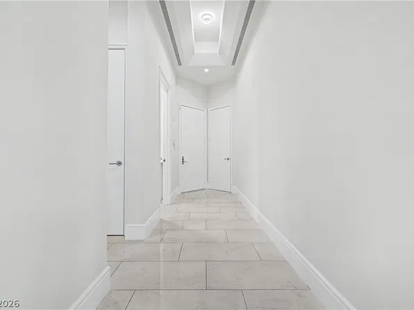 2877 Paradise Rd Unit 104, Las Vegas, NV 89109