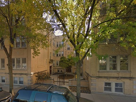 2nd image of 4954-56 N Christiana Ave #3335-45