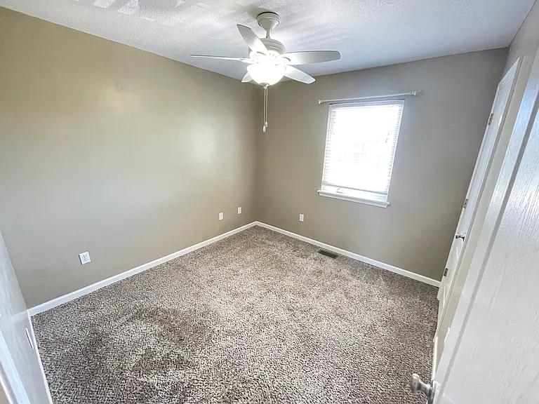 1503 Pebblecreek Dr — Photo 9