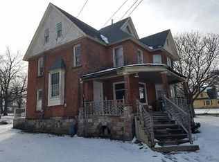 217 W Center St, Albion, MI 49224