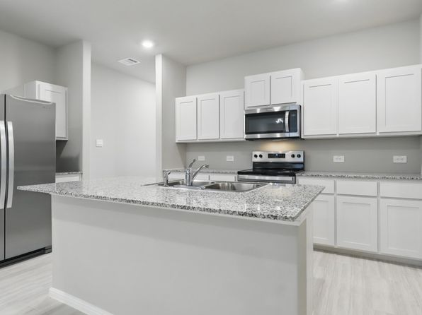 3053 Pecan Farm Ln, Fort Worth, TX 76140