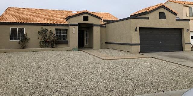 Low Maintenance Desertscape