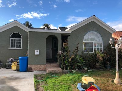 3055 Vineyard Ave, Los Angeles, CA, 90016