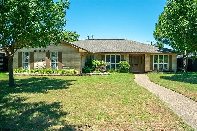 1st image of 12545 Lochmeadows Dr