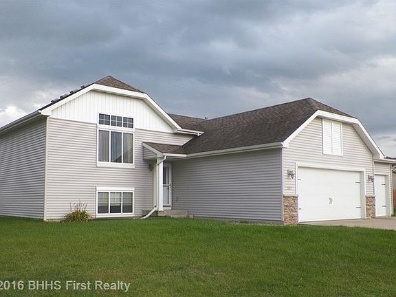 2nd image of 3305 Ash Dr SW