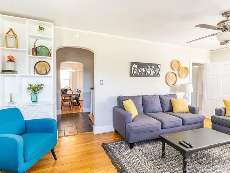 4880 Fort Ave — Photo 22