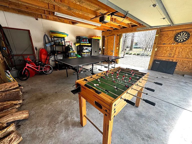 16061 Beech Ln — Photo 3