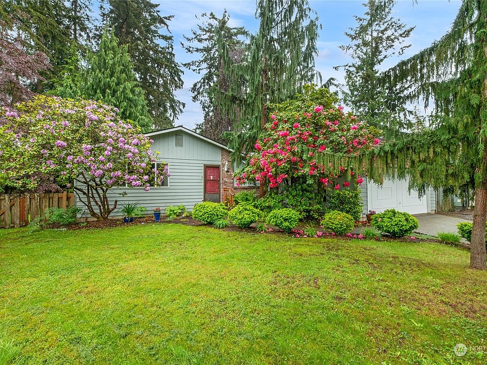 1st image of 11613 47th Drive NE