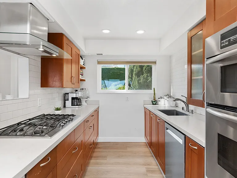 719 Calle Camisa — Photo 10