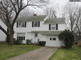 1018 Professor Rd, South Euclid, OH 44121