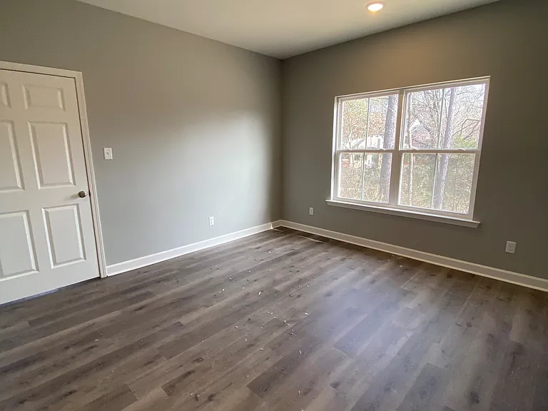 815 Brookside Dr — Photo 10