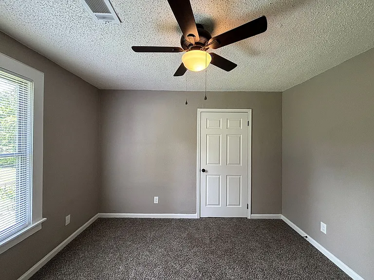 4309 N Cypress St — Photo 14