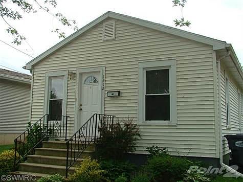 4th image of 1312 Marion Ave