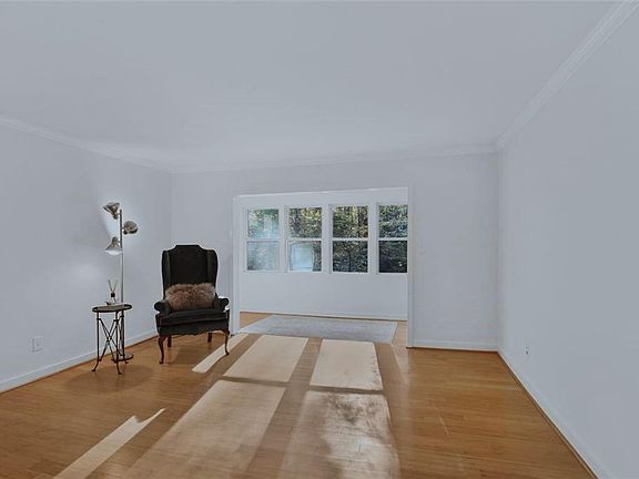 Living room to Sun Room View