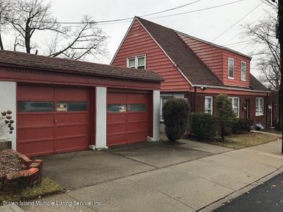 1918 Victory Blvd, Staten Island, NY, 10314