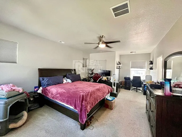 9056 Wolf Valley Dr — Photo 22