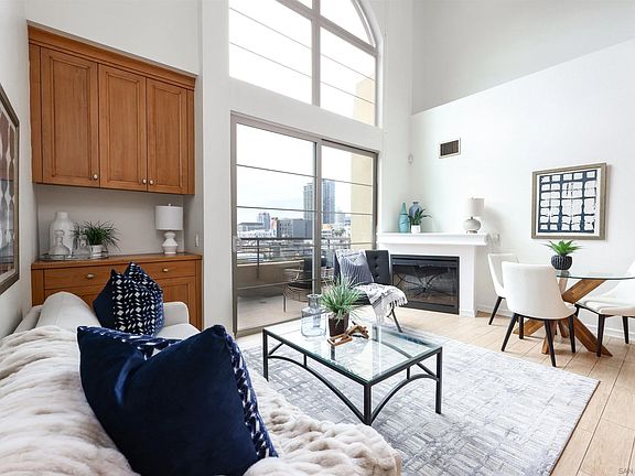3rd image of 1480 Broadway Unit 2604