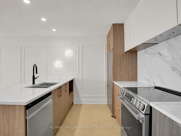 13 Ella St #3 — Photo 16