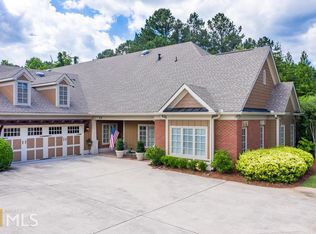 2512 Ballantrae Cir, Cumming, GA 30041