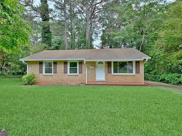 8238 Saxon Ct, Jonesboro, GA 30238