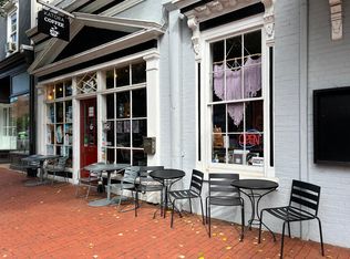 613 Caroline St APT E, Fredericksburg, VA 22401